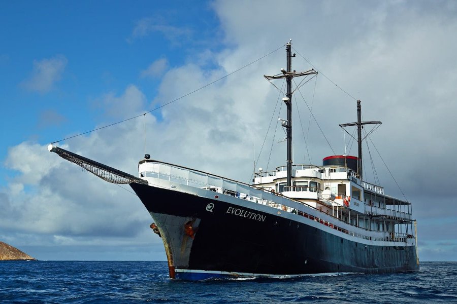 M/V Evolution