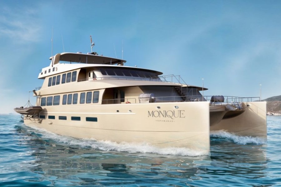 M/C Monique